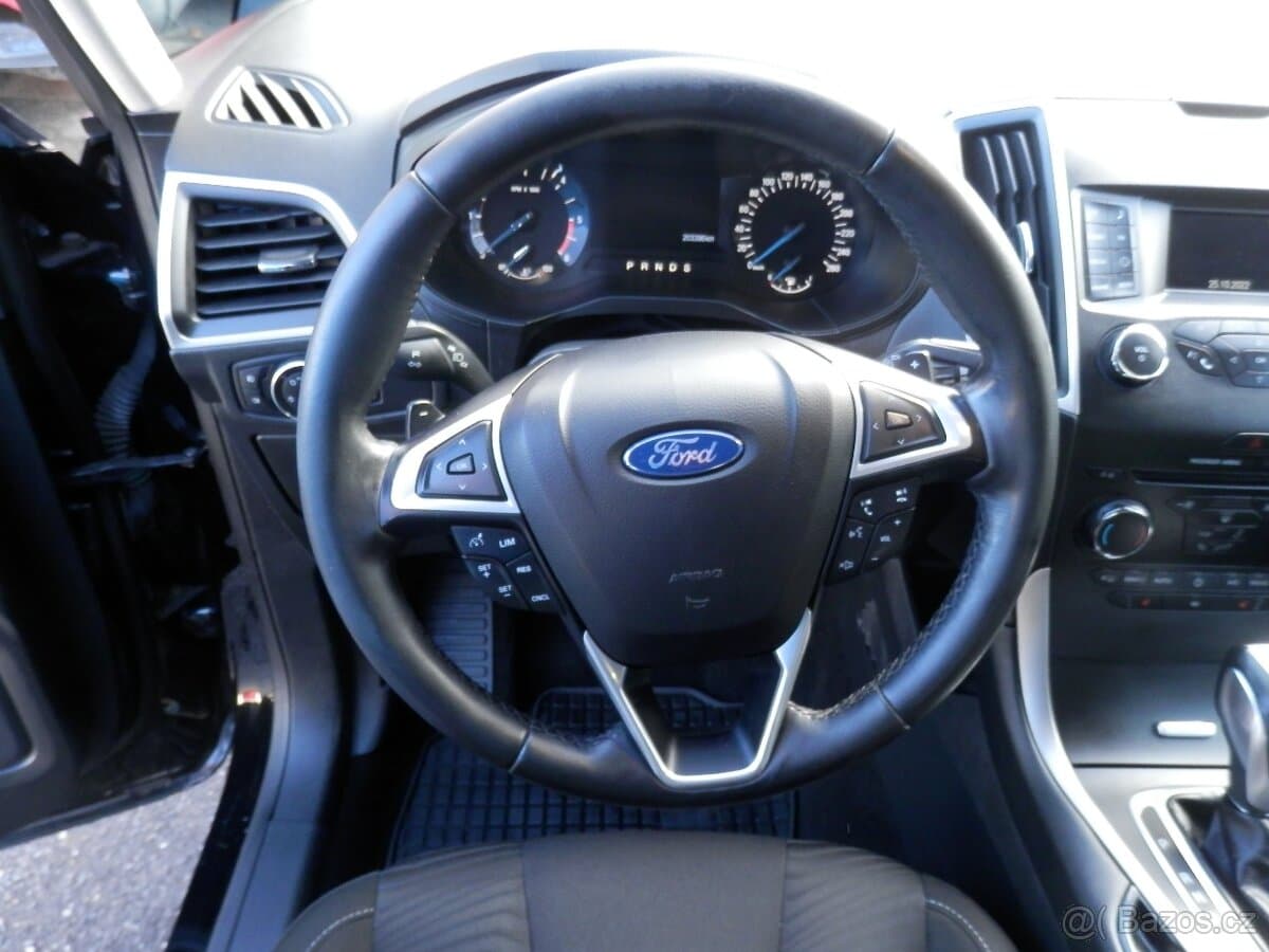 2015 Ford S-MAX - 9