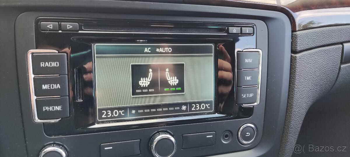 2014 Škoda SUPERB - 9