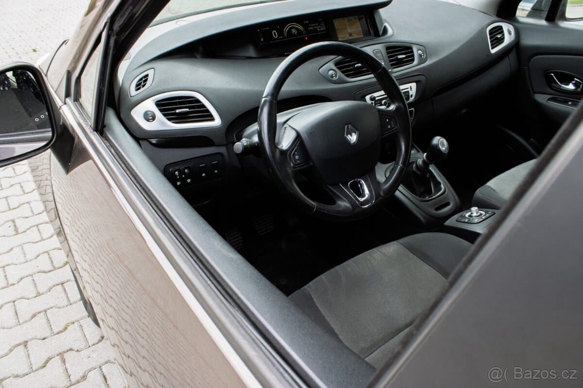 2013 Renault SCENIC - 9
