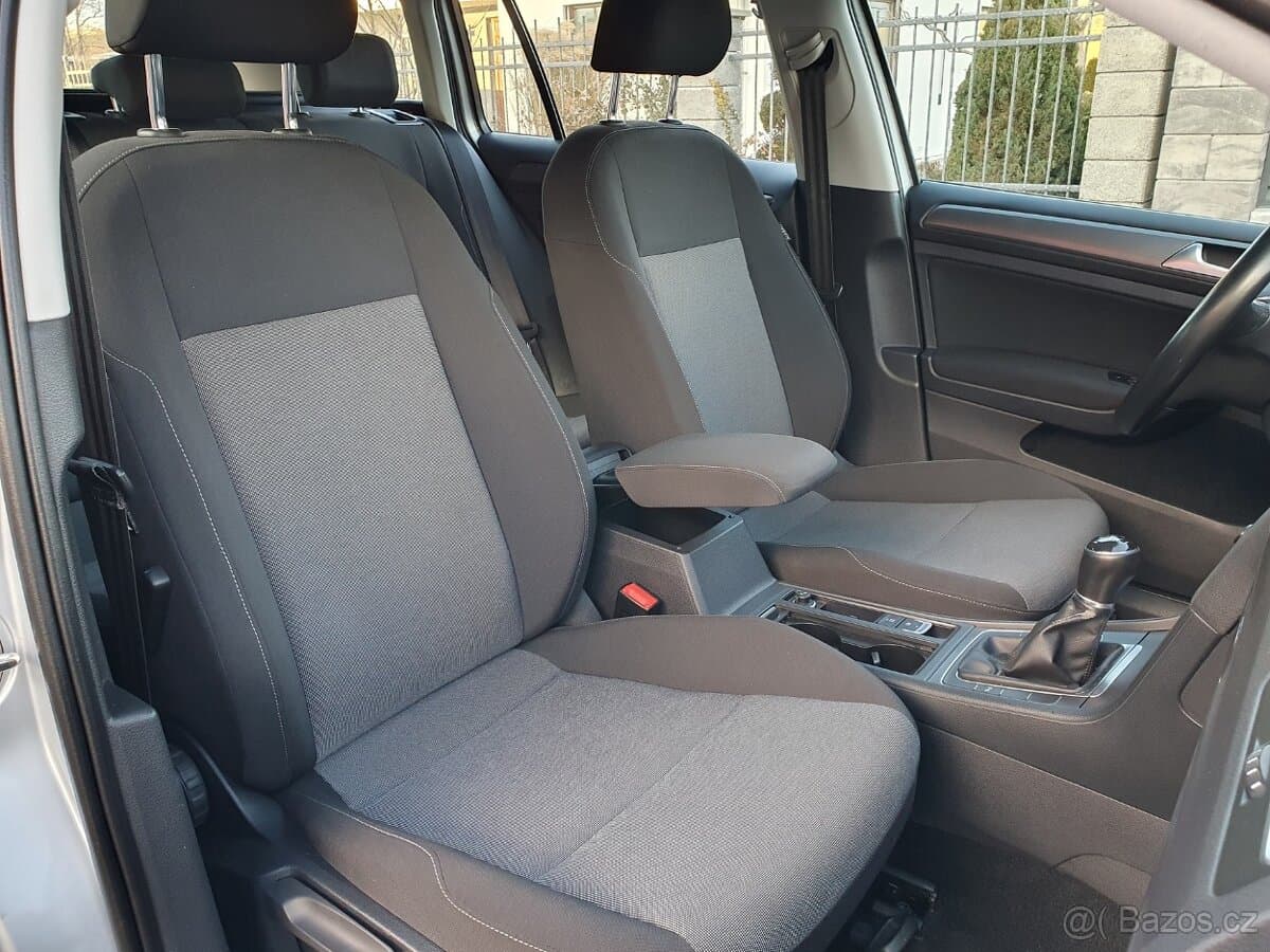 2016 Volkswagen GOLF - 9