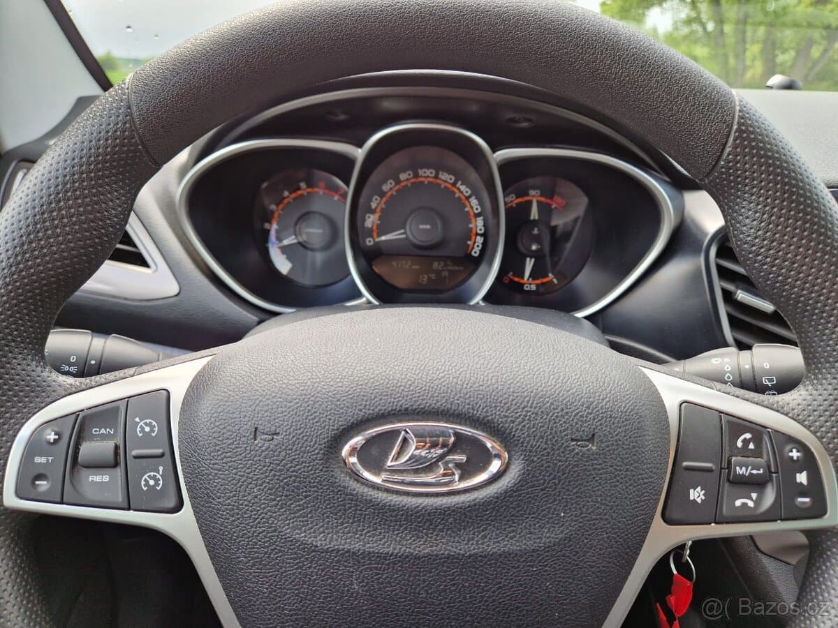 2019 Lada VESTA - 9