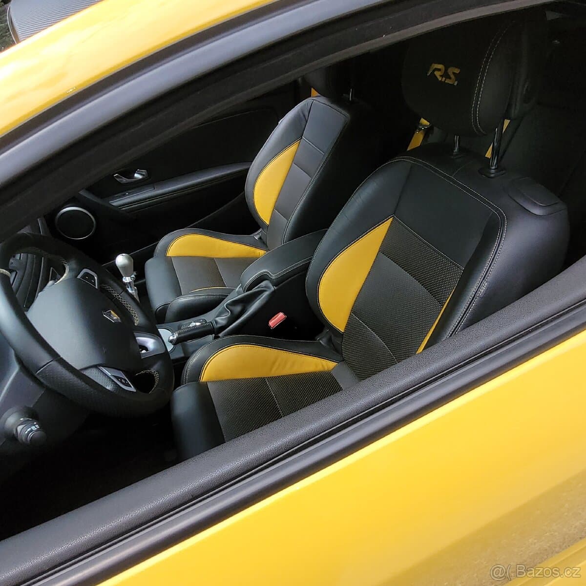 2011 Renault MEGANE - 9