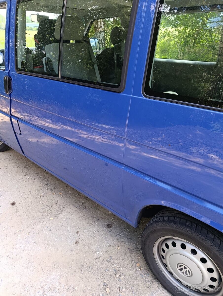 2001 Volkswagen MULTIVAN - 9