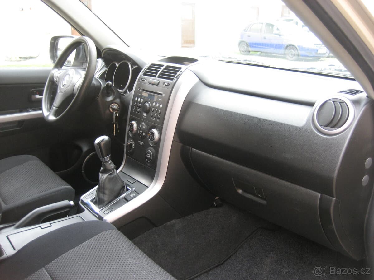 2009 Suzuki GRAND - 9
