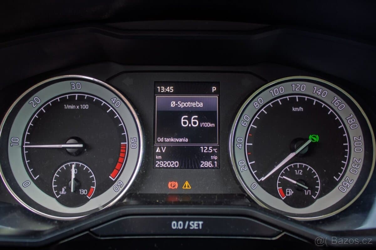 2016 Škoda SUPERB - 9