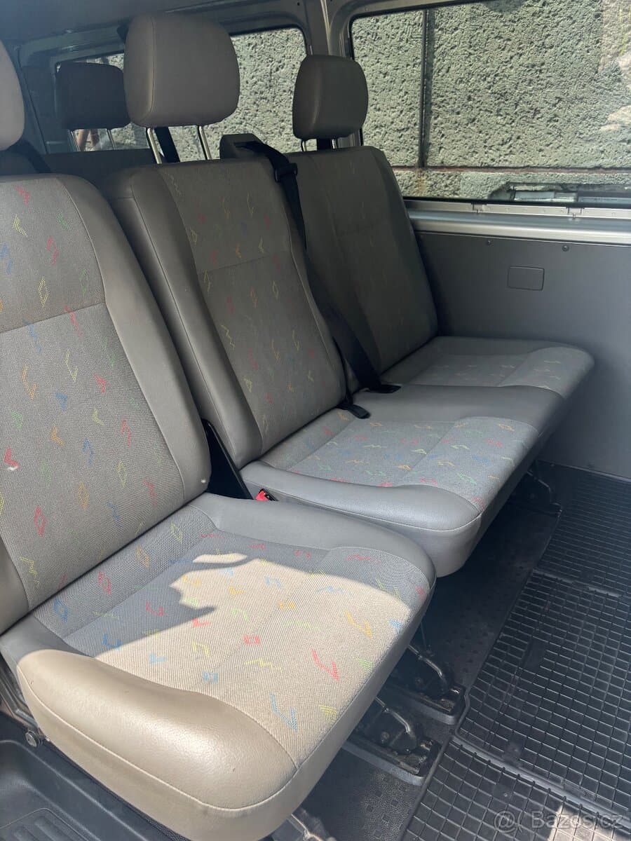 2009 Volkswagen TRANSPORTER - 9