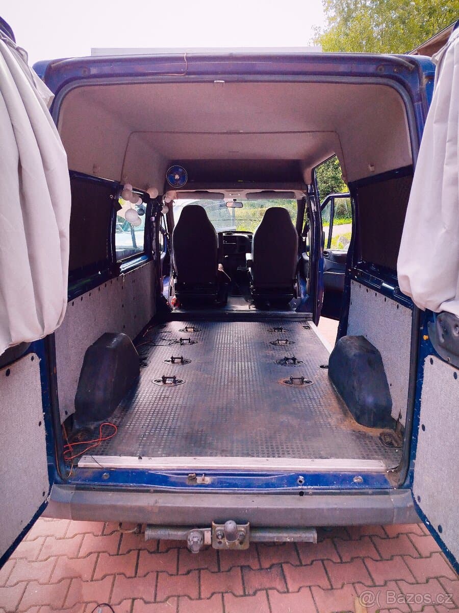 2002 Ford TRANSIT - 9