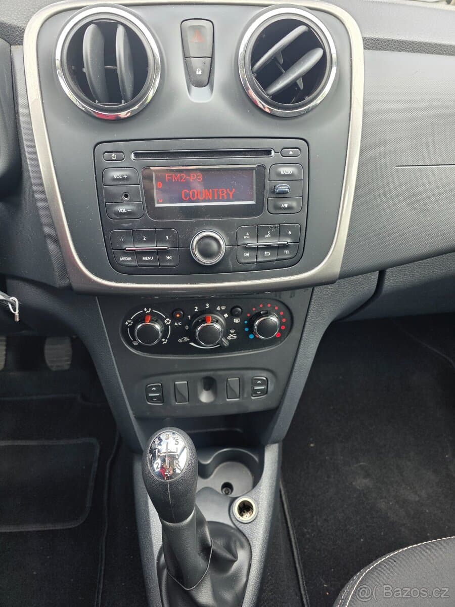 2016 Dacia SANDERO - 9