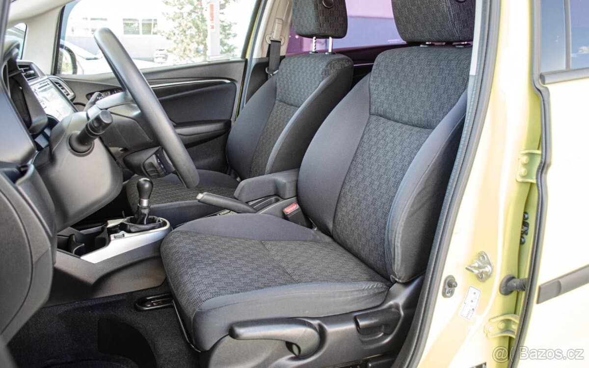 2016 Honda JAZZ - 9
