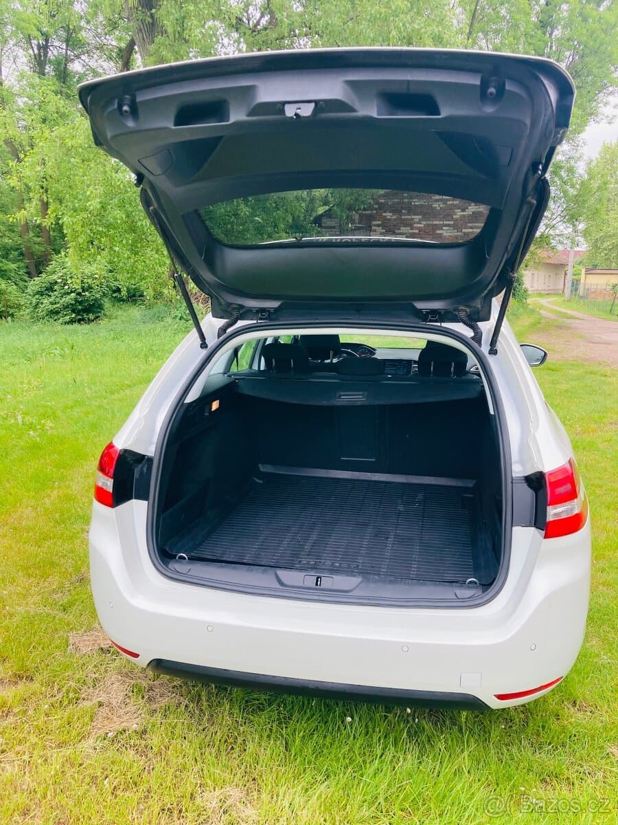 2019 Peugeot 308 - 9