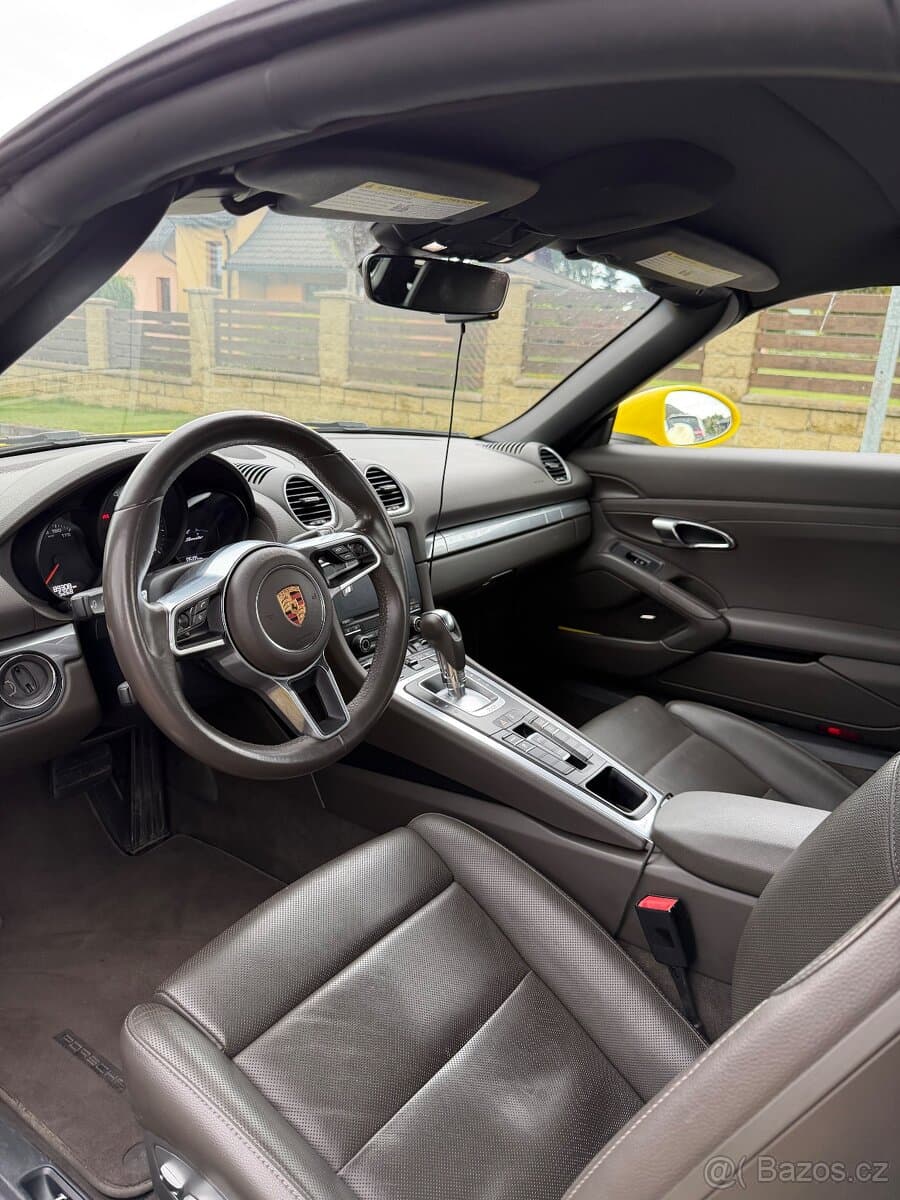 Porsche 718 - 9