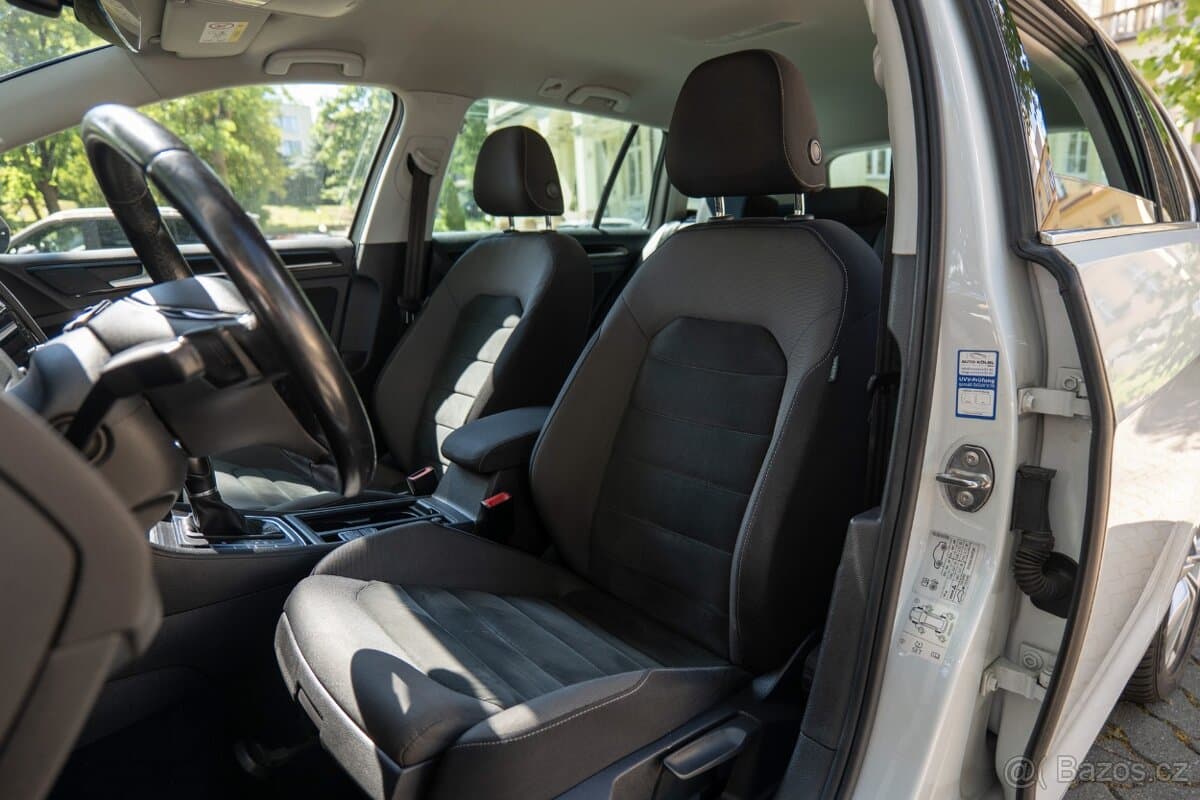 2017 Volkswagen GOLF - 9