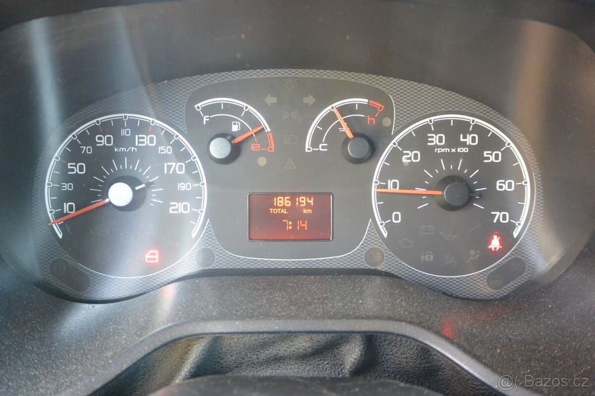 2013 Fiat DOBLO - 9