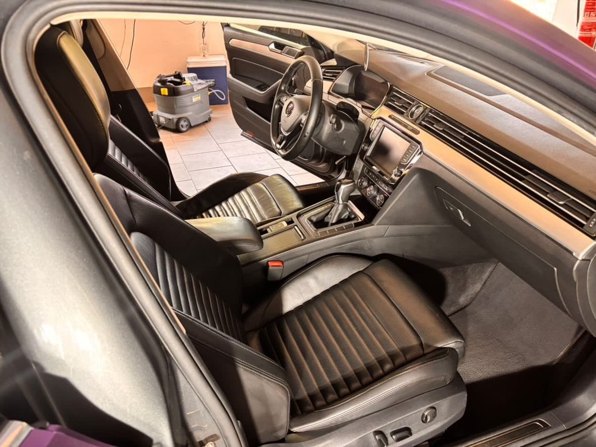 2016 Volkswagen PASSAT - 9