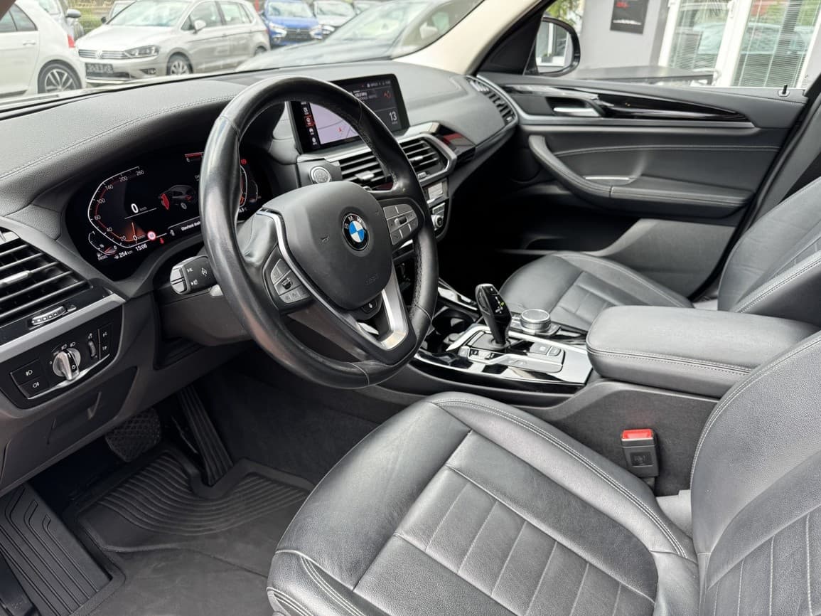 2020 BMW X3 - 9