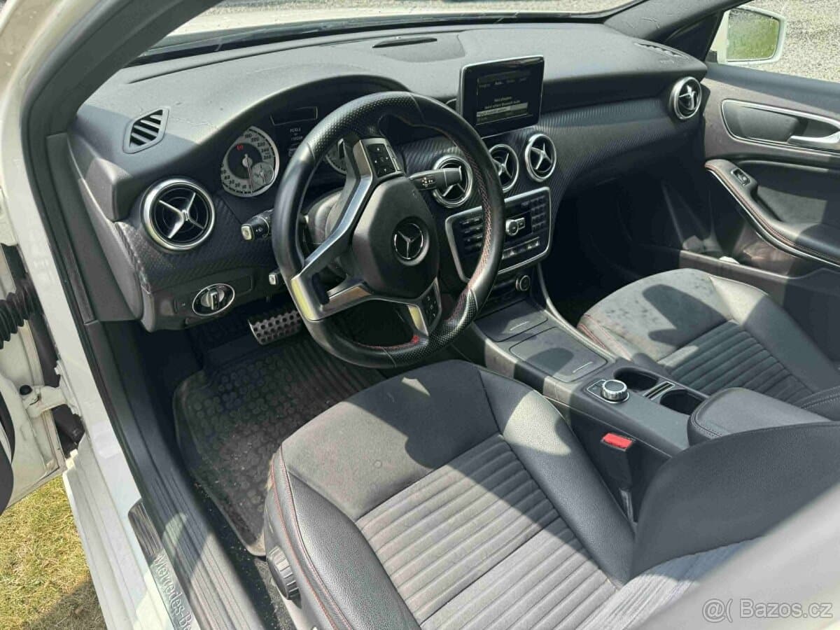 2015 Mercedes-Benz OSTATNÍ - 9