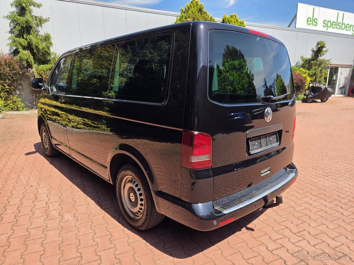 2012 Volkswagen MULTIVAN - 9
