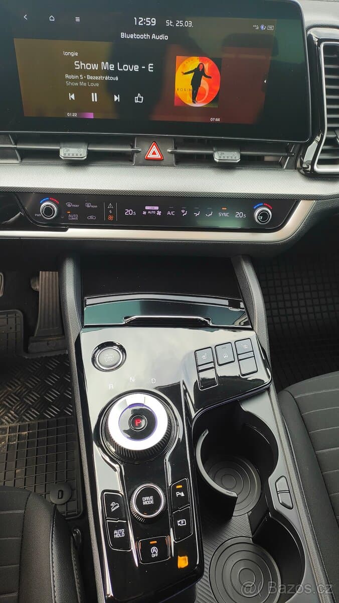 2023 Kia SPORTAGE - 9
