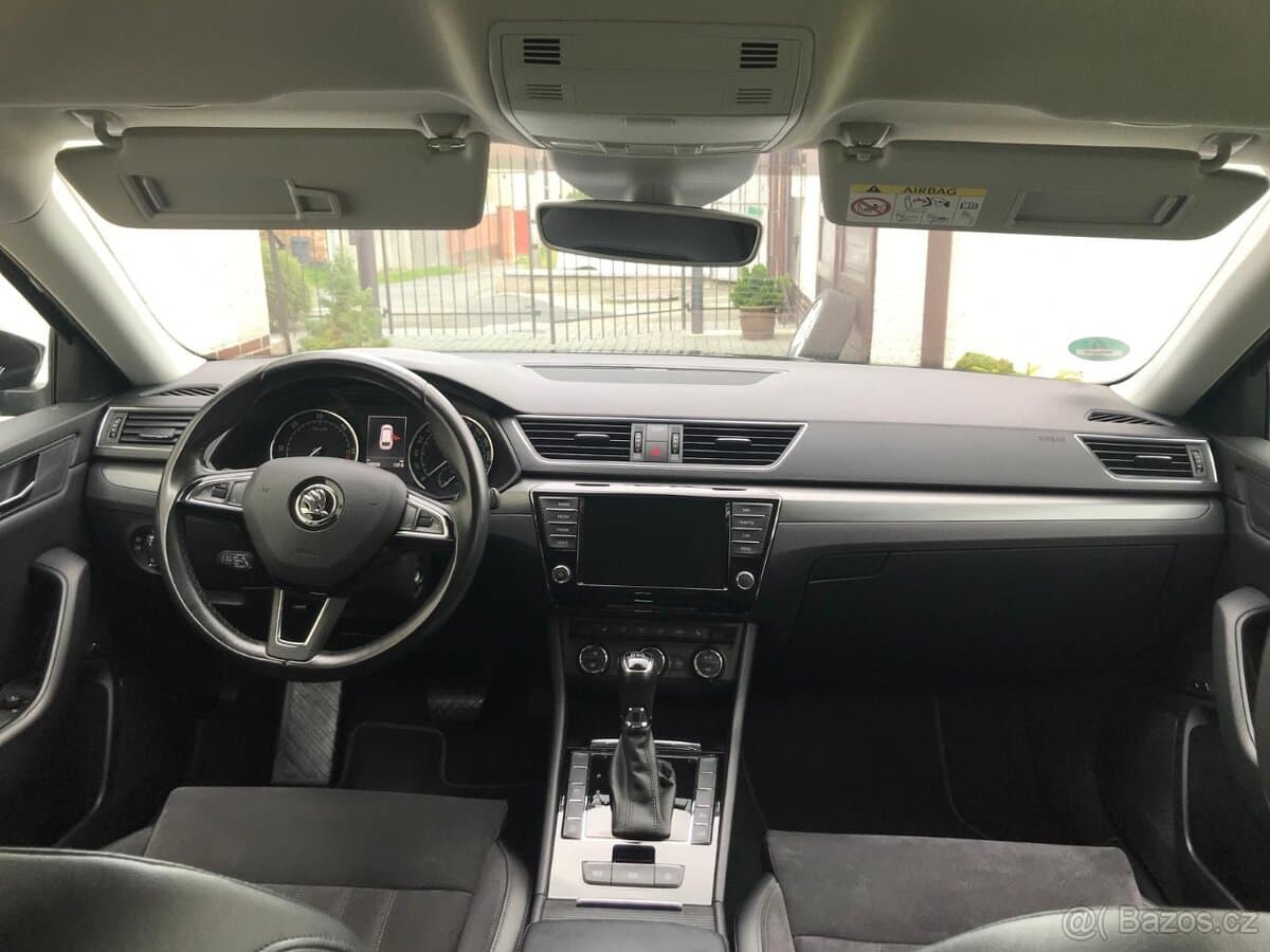 2016 Škoda SUPERB - 9