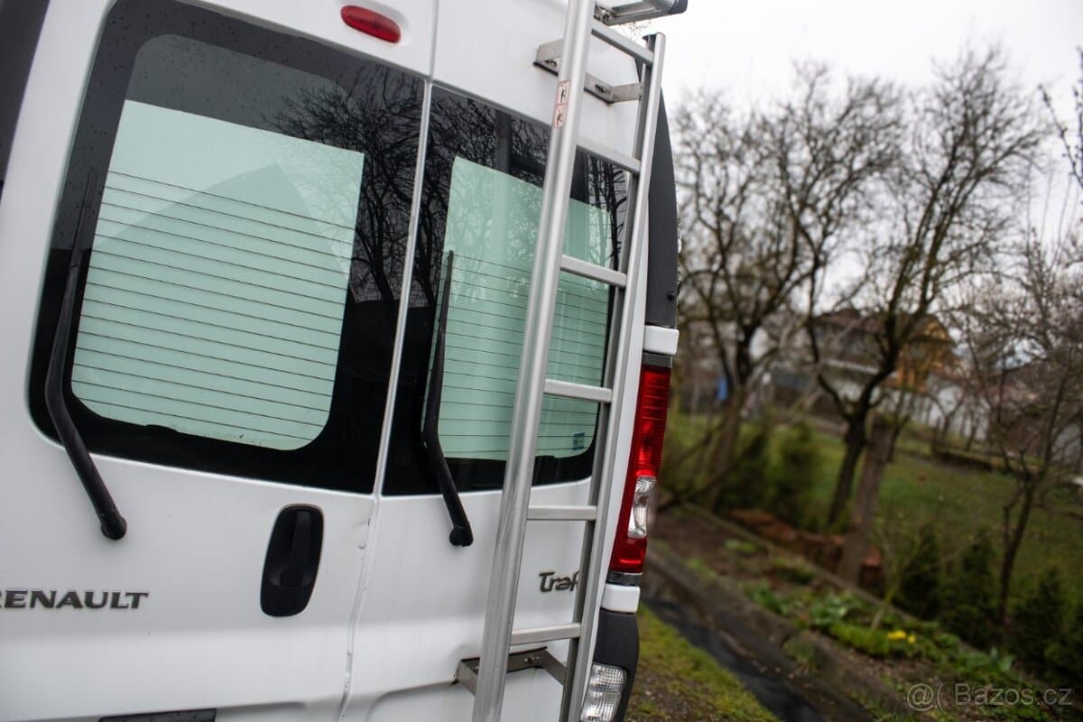 2012 Renault TRAFIC - 9