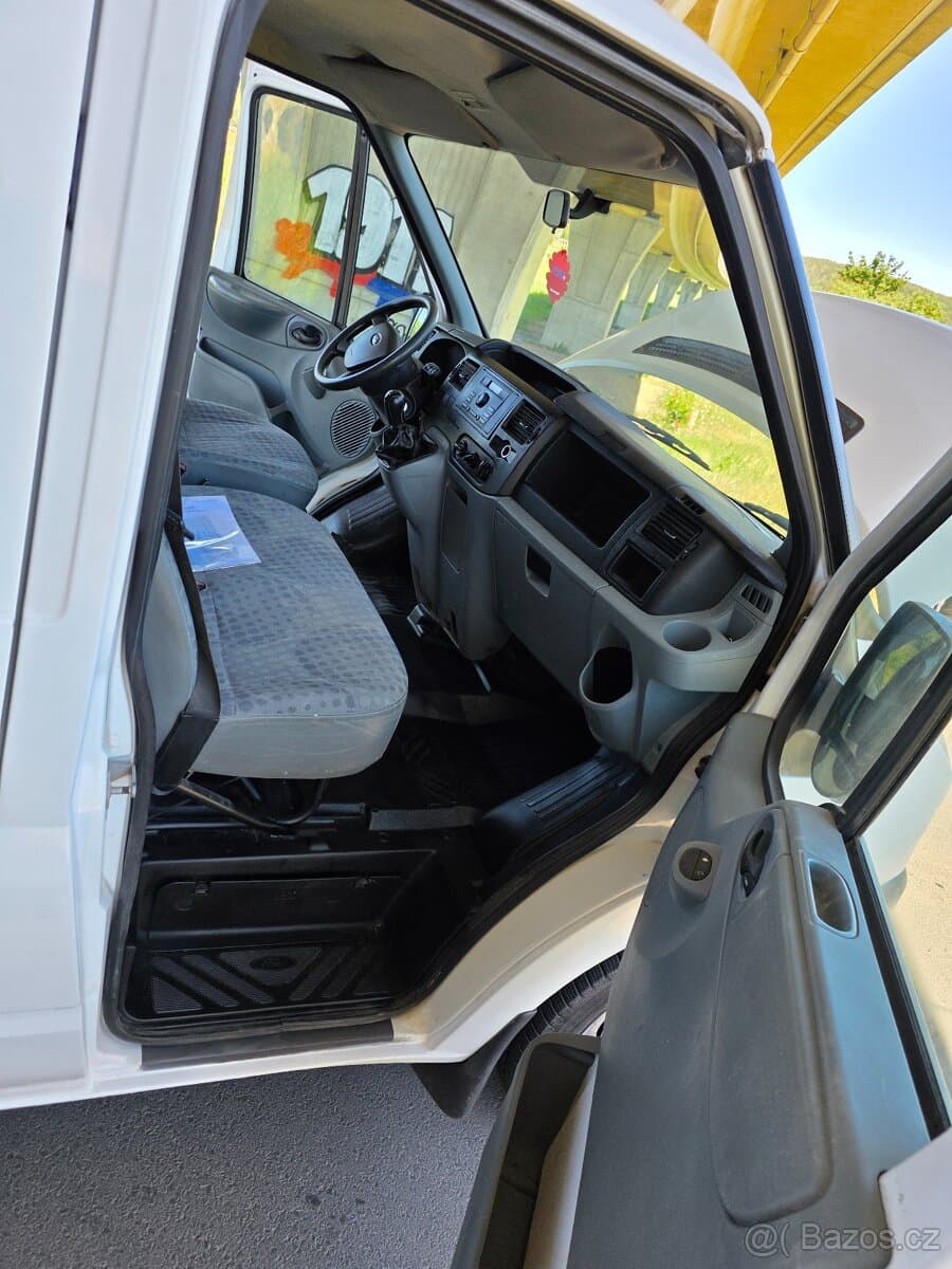 2010 Ford TRANSIT - 9