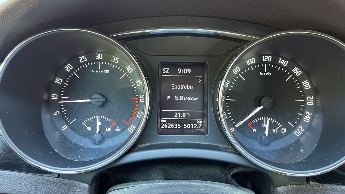 2013 Škoda SUPERB - 9