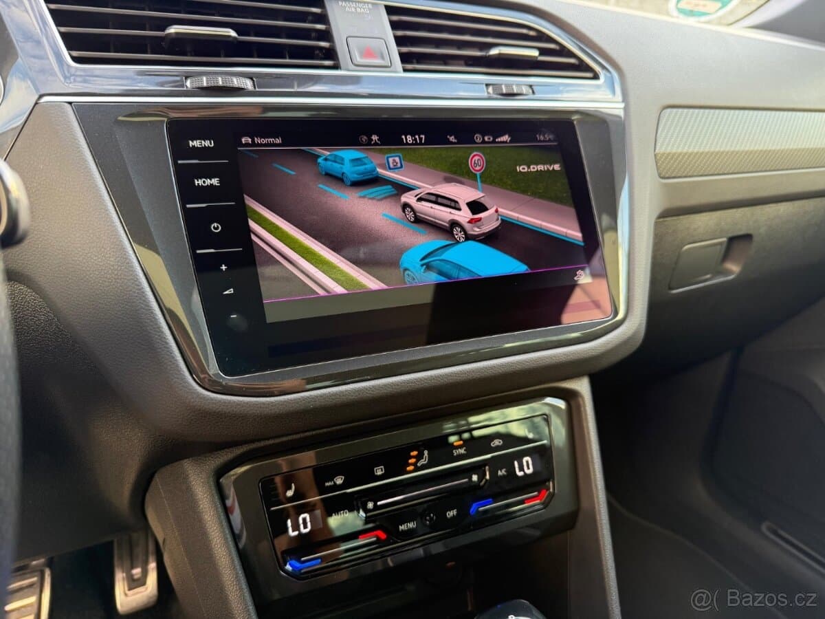 2021 Volkswagen TIGUAN - 9