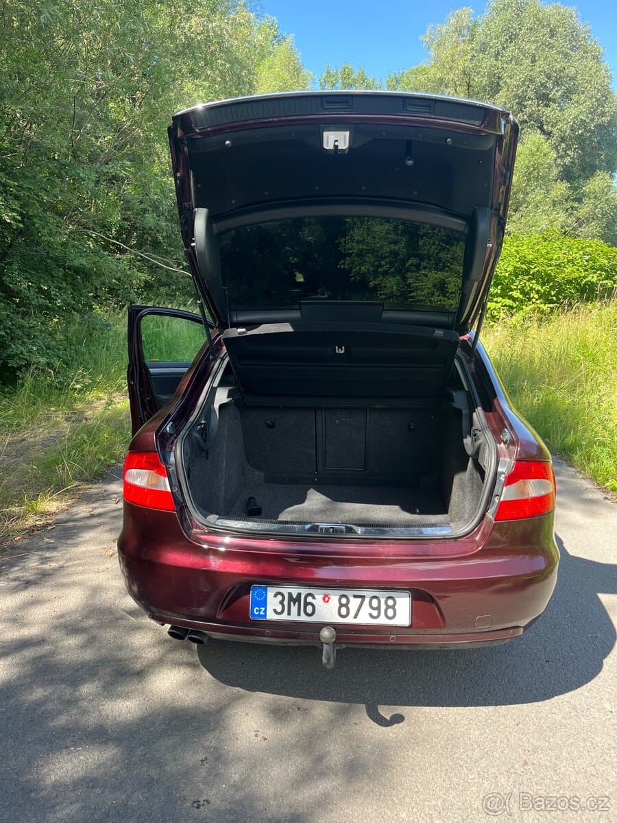 Škoda SUPERB - 9