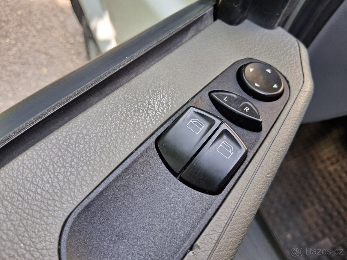 2008 Mercedes-Benz VITO - 9