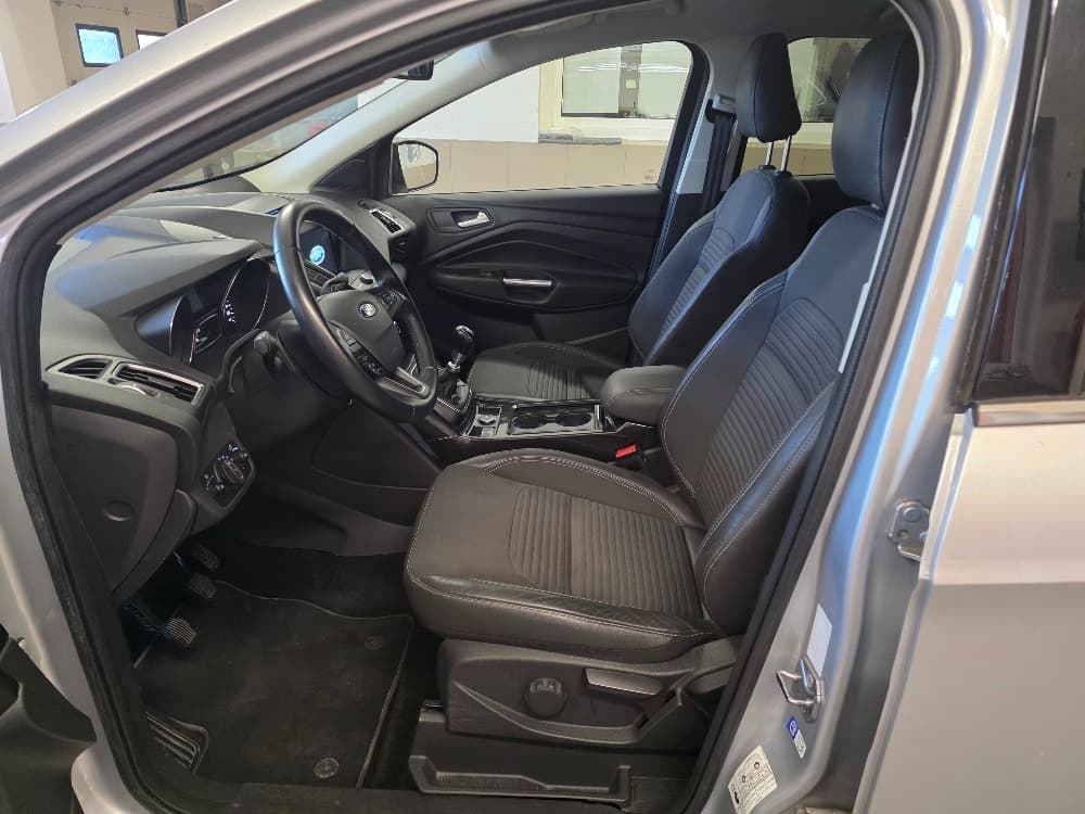 2017 Ford KUGA - 9