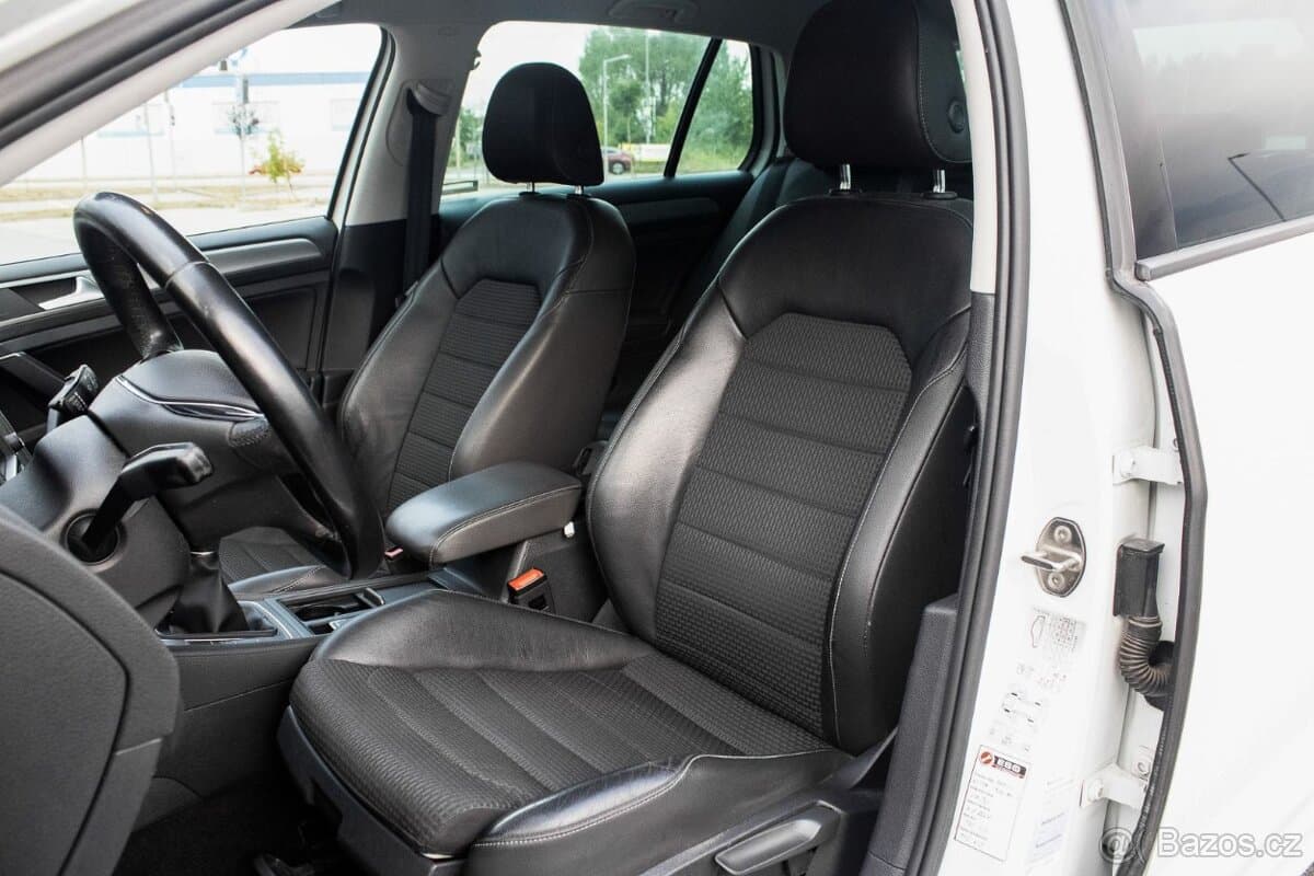 2015 Volkswagen GOLF - 9