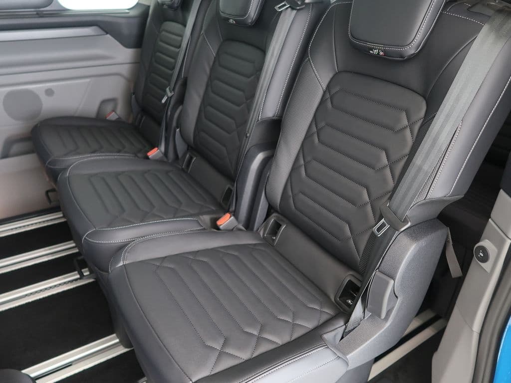 Ford TOURNEO - 9