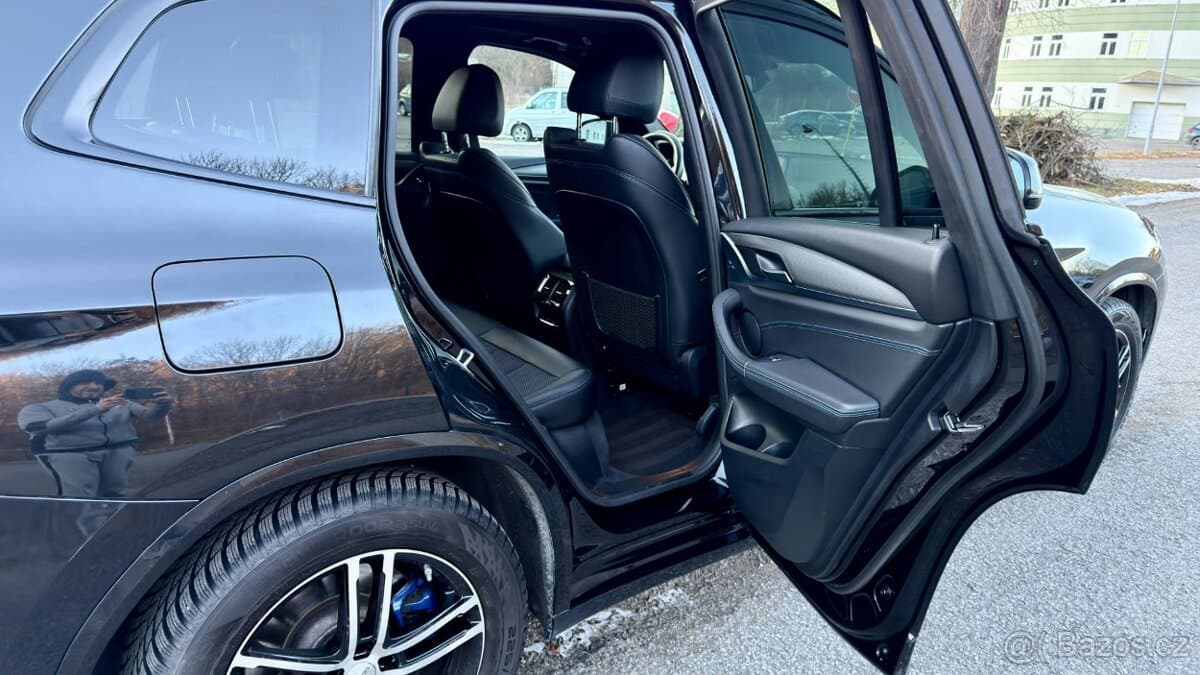 2020 BMW X3 - 9