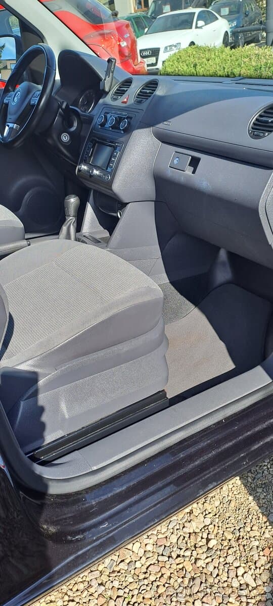 2013 Volkswagen CADDY - 9