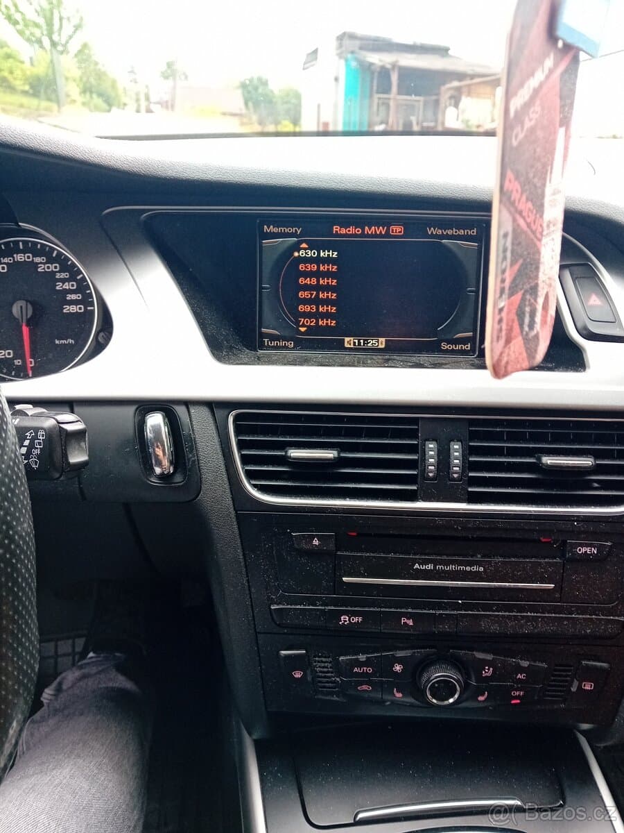 2011 Audi A4 - 9