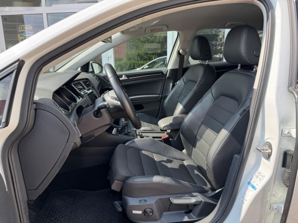 2014 Volkswagen GOLF - 9