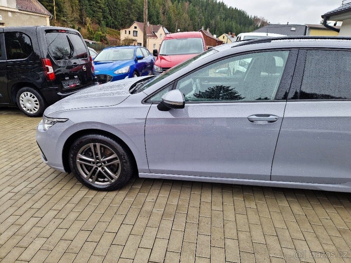 2021 Volkswagen GOLF - 9