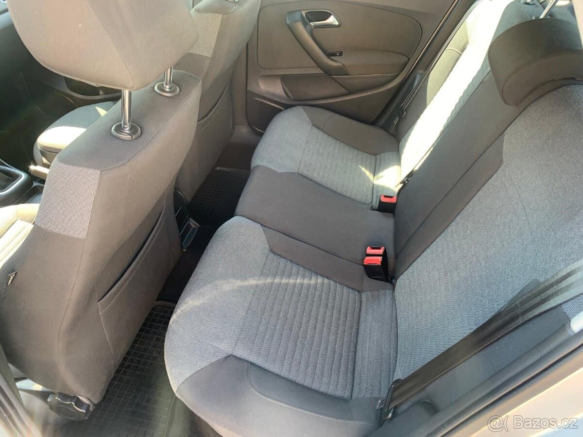 2009 Volkswagen POLO - 9