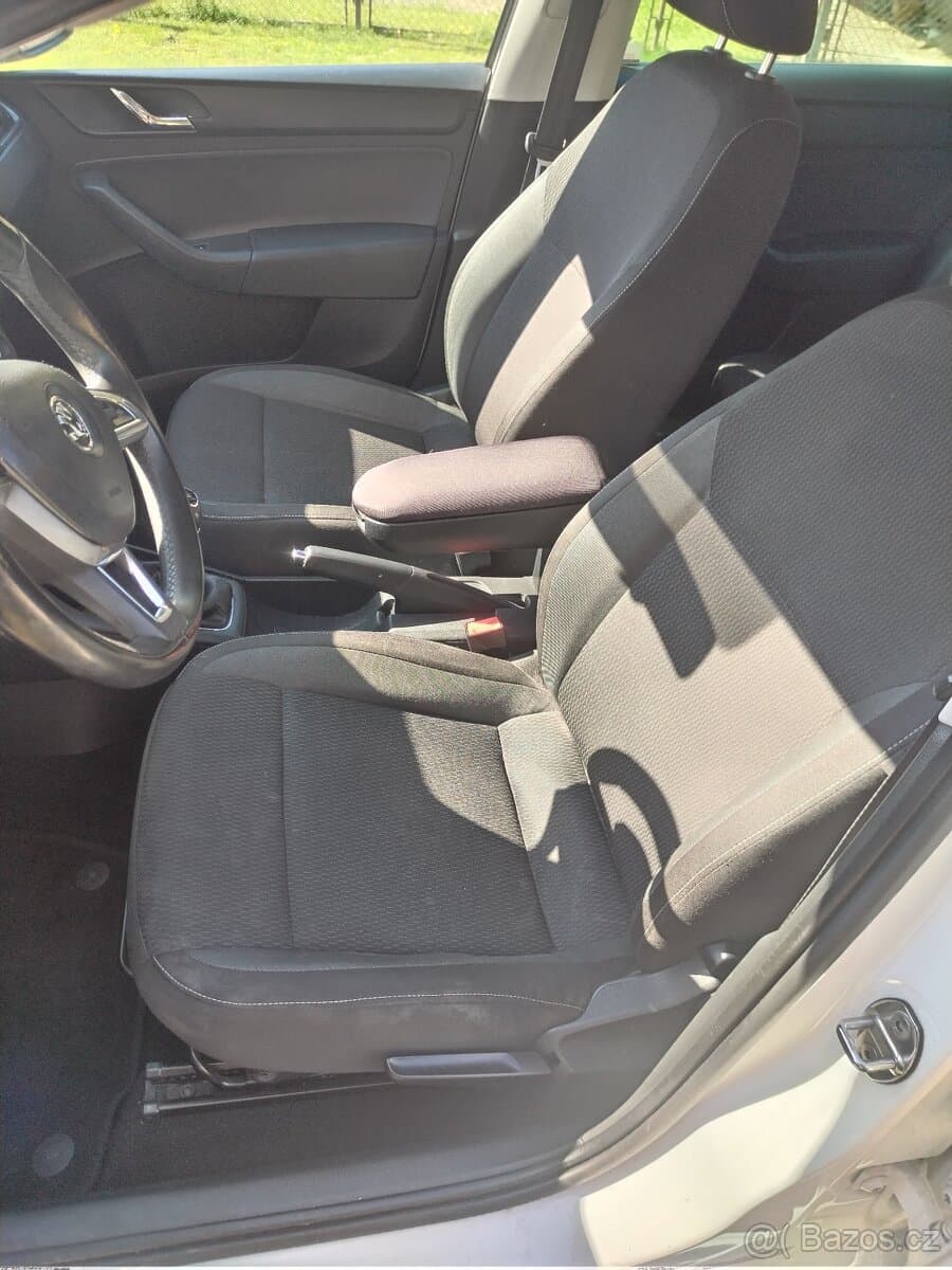 2014 Škoda RAPID - 9