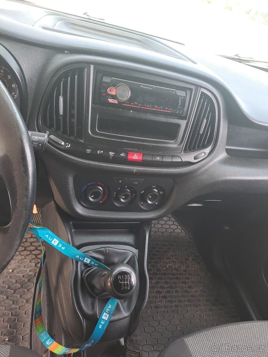 2019 Fiat DOBLO - 9
