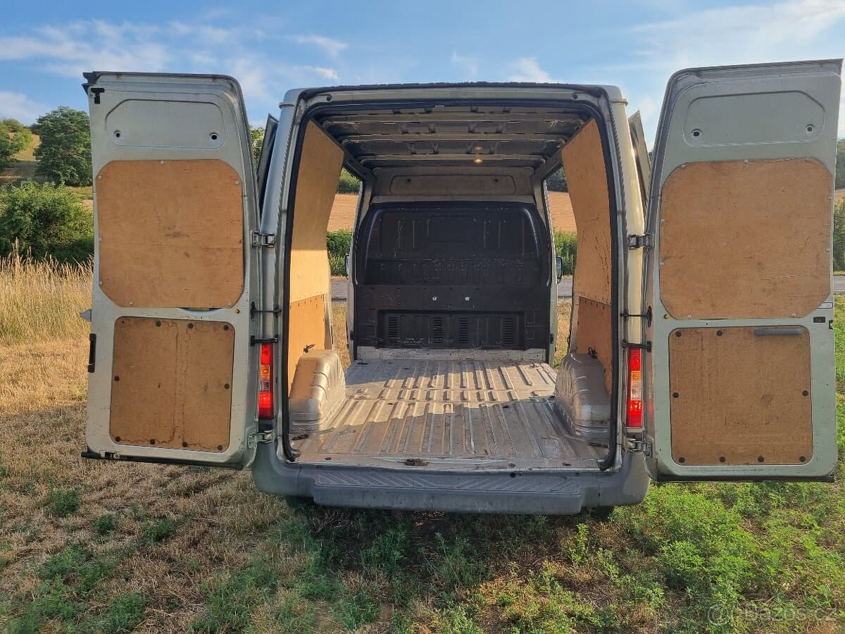 2011 Ford TRANSIT - 9