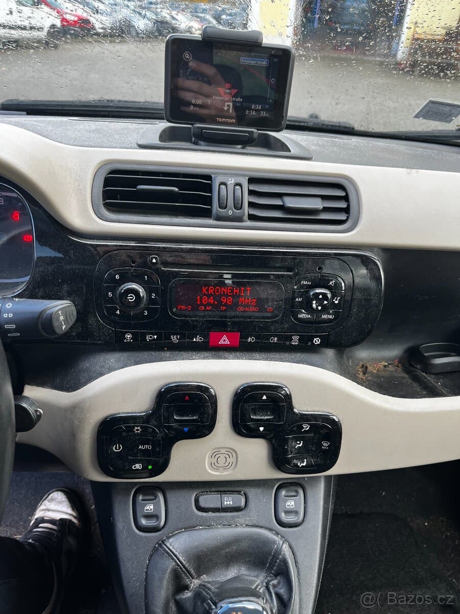 2013 Fiat PANDA - 9