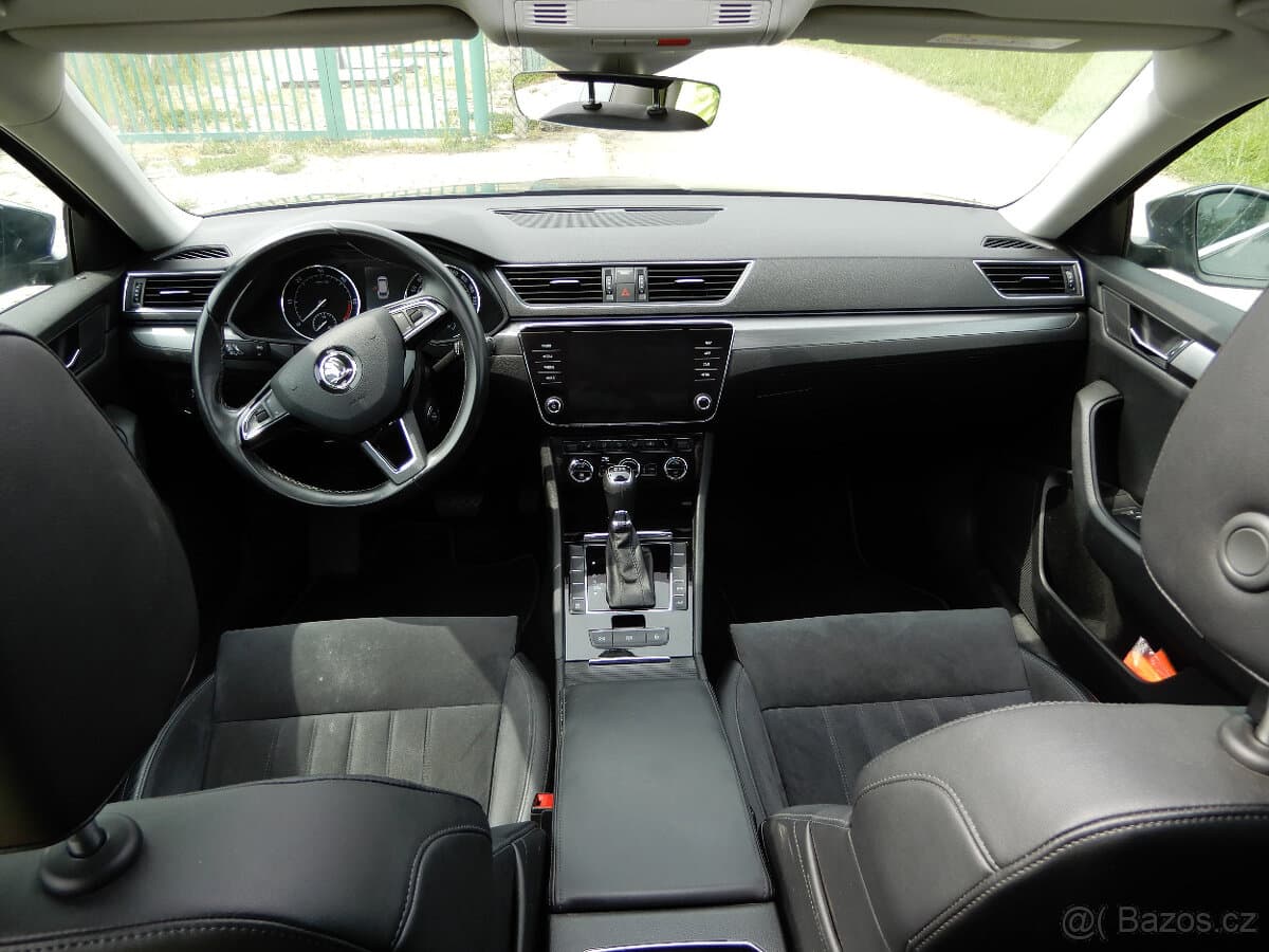 2019 Škoda SUPERB - 9
