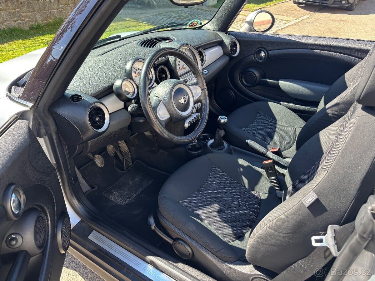 2009 Mini COOPER - 9