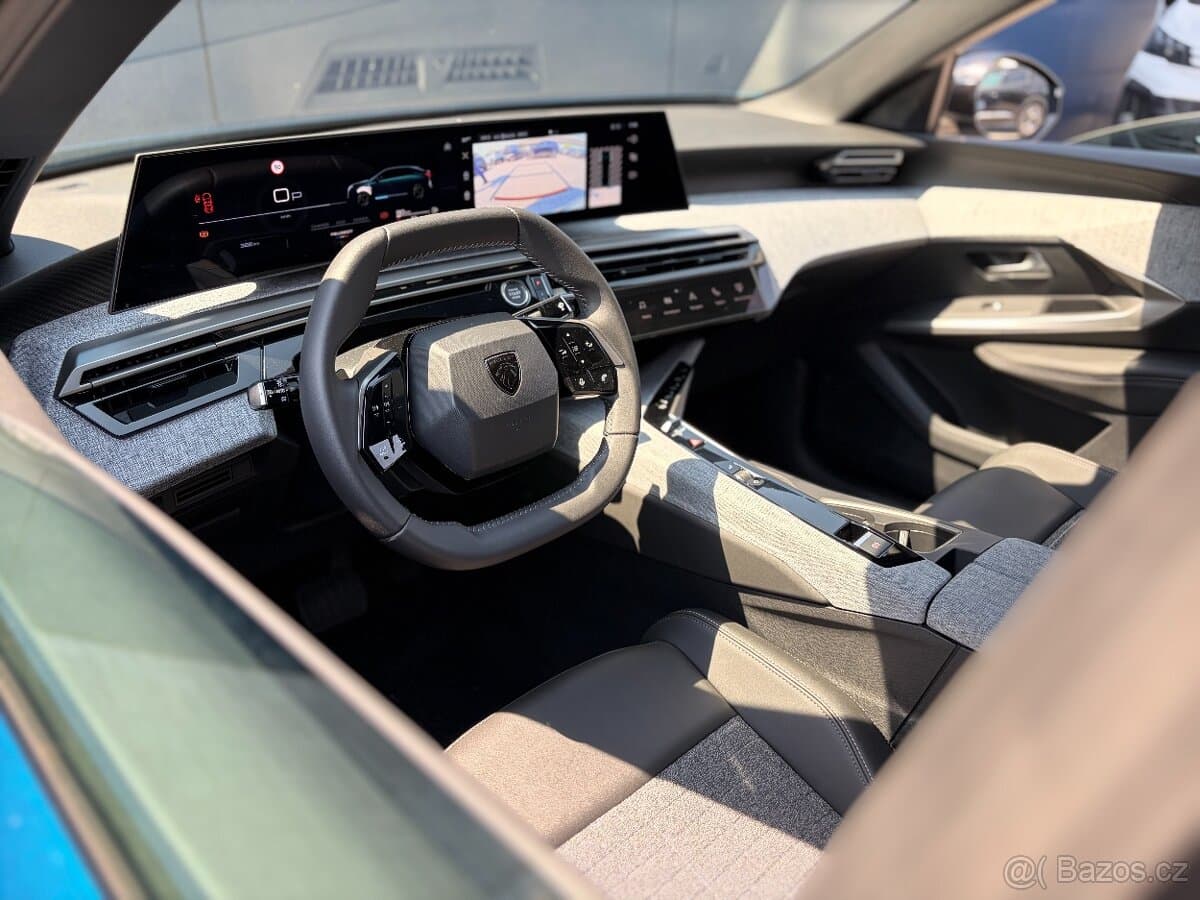 2025 Peugeot 3008 - 9