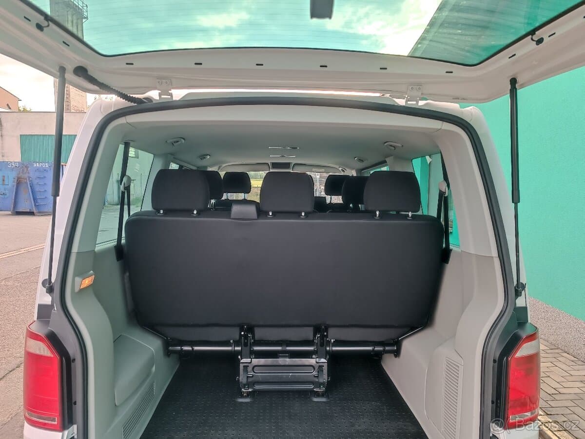 2018 Volkswagen CARAVELLE - 9