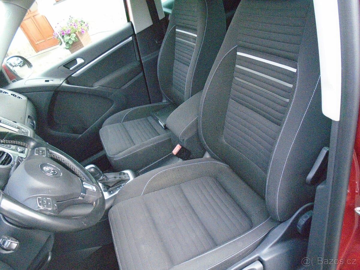 2014 Volkswagen TIGUAN - 9