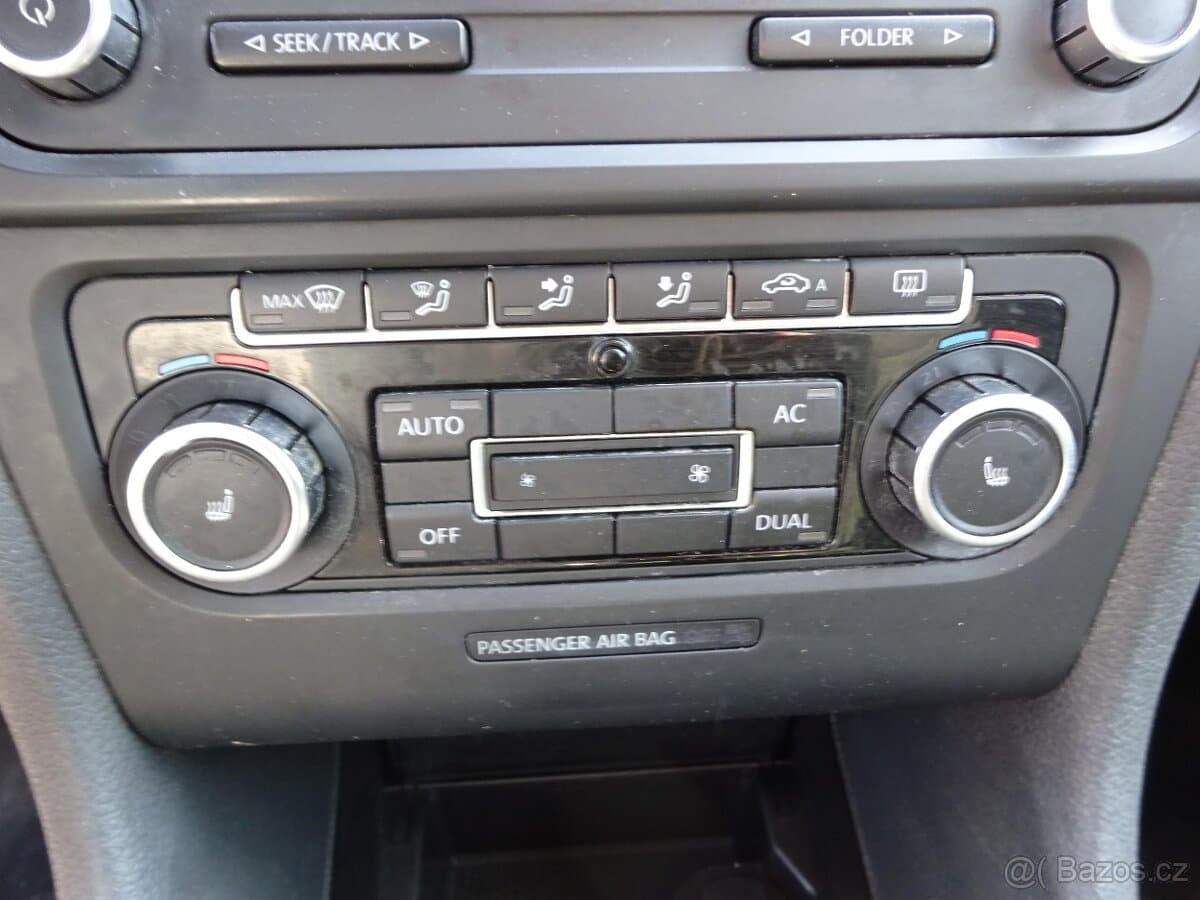 2009 Volkswagen GOLF - 9