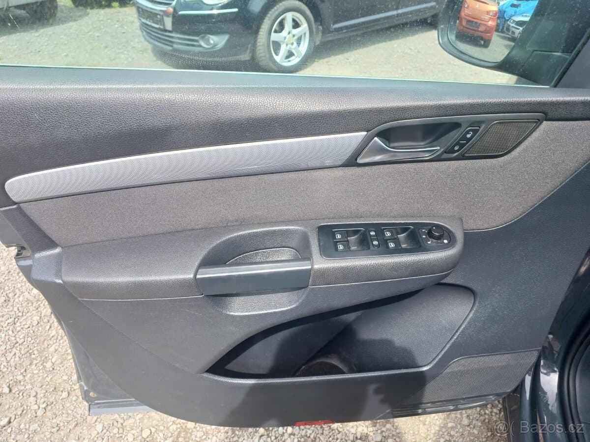 2011 Volkswagen SHARAN - 9