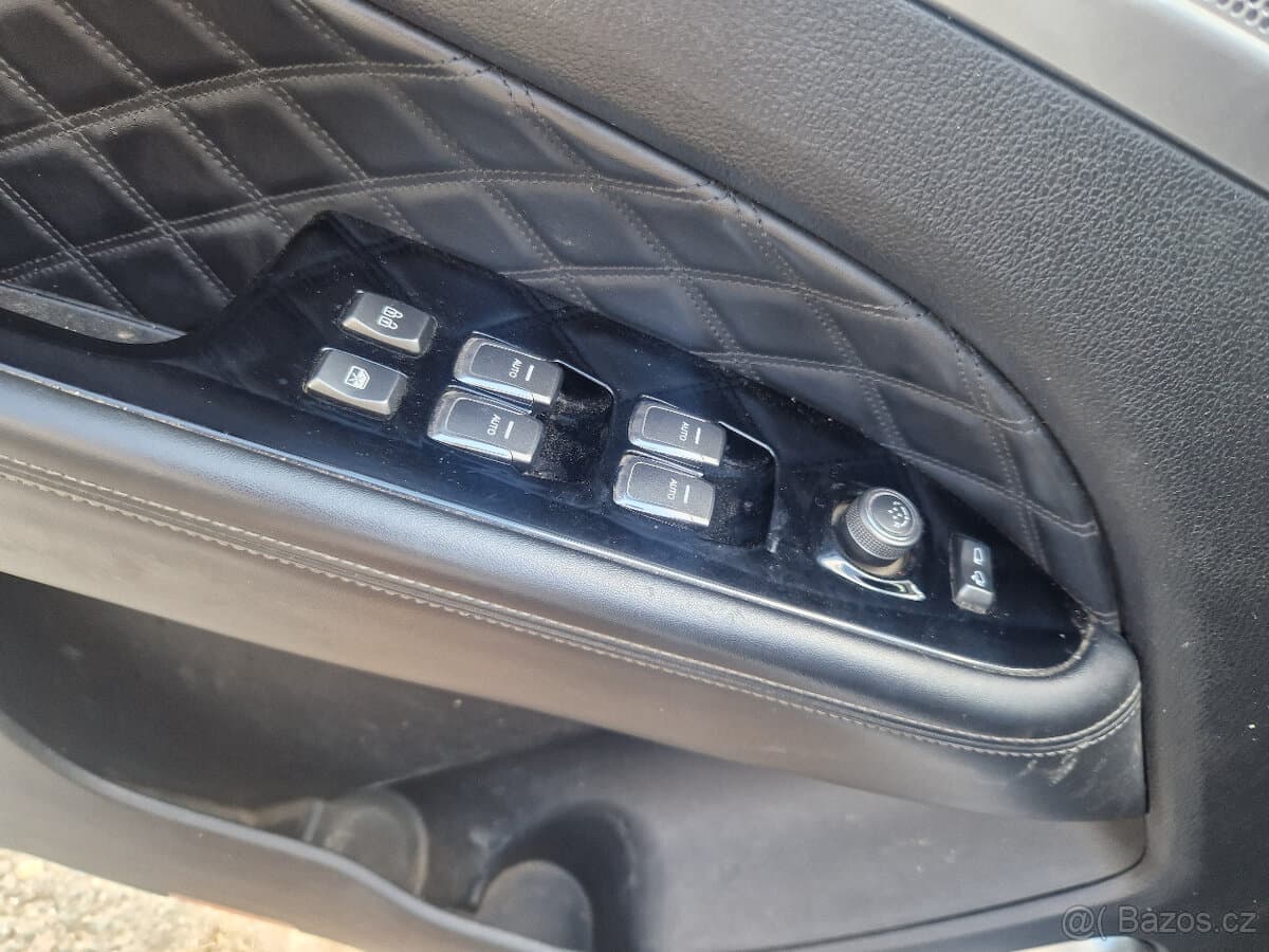 SsangYong REXTON - 9